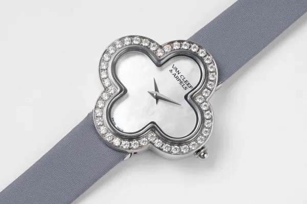Van Cleef & Arpels Alhambra Black Dial Rose Gold Diamond Watch Watches - 63