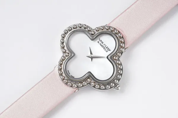 Van Cleef & Arpels Alhambra Black Dial Rose Gold Diamond Watch Watches - 19