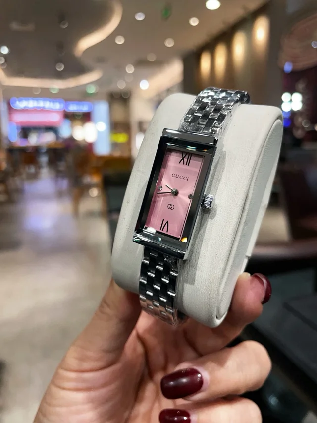 Gucci Watches G-Frame rectangular bracelet watch product detail image 45