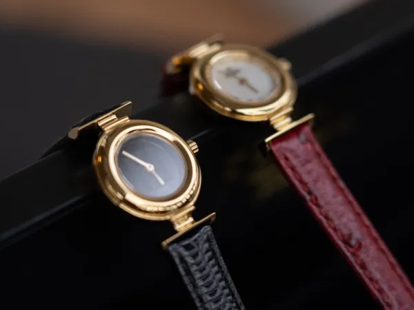Fendi Mini Watch Burgundy Leather Gold-Tone Case Watches - 18