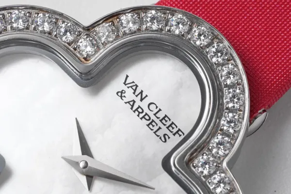 Van Cleef & Arpels Alhambra Black Dial Rose Gold Diamond Watch Watches - 47