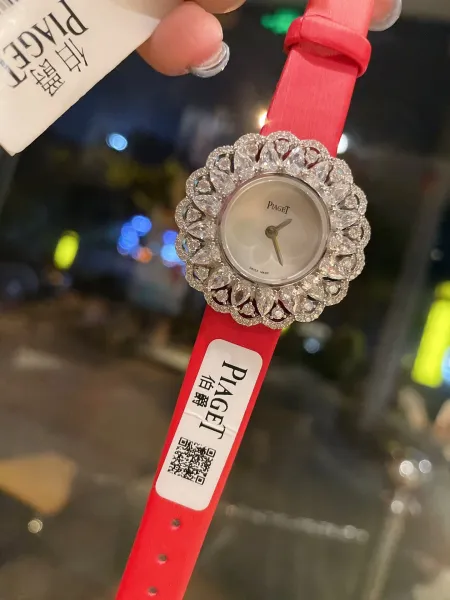 Design Piaget Limelight Gala Diamond-Set White Mother-of-Pearl Dial Red Leather Strap Watch Watches - 6
