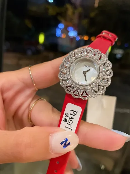 Design Piaget Limelight Gala Diamond-Set White Mother-of-Pearl Dial Red Leather Strap Watch Watches - 7