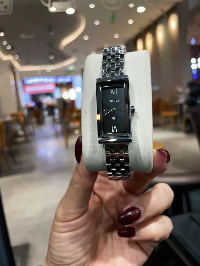 Gucci Watches G-Frame rectangular bracelet watch product detail image 58