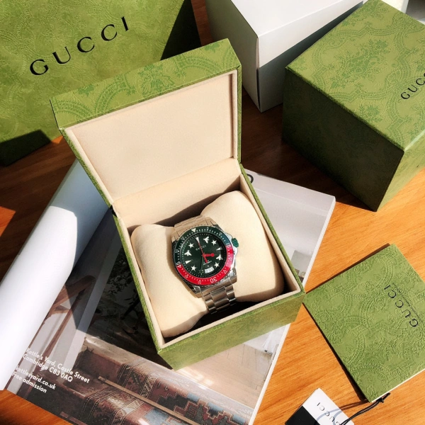 Gucci Dive Chronograph Silver Dial Steel Watch Watches - 6