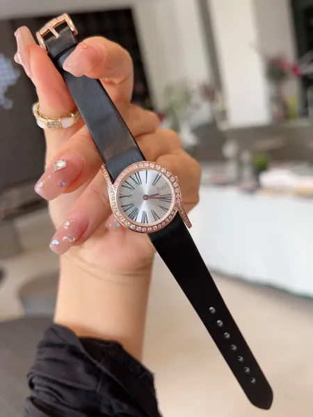 Design Piaget Limelight Gala Rose Gold Diamond-Set Black Leather Watch Watches - 16