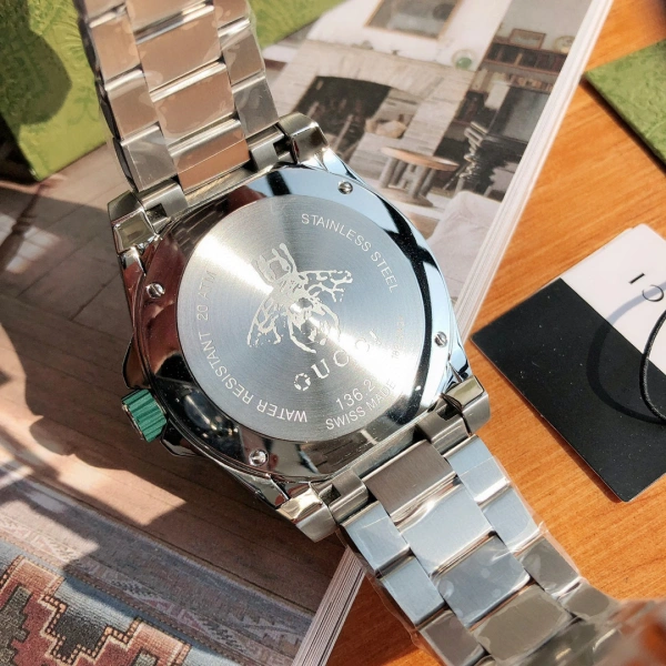 Gucci Dive Chronograph Silver Dial Steel Watch Watches - 11