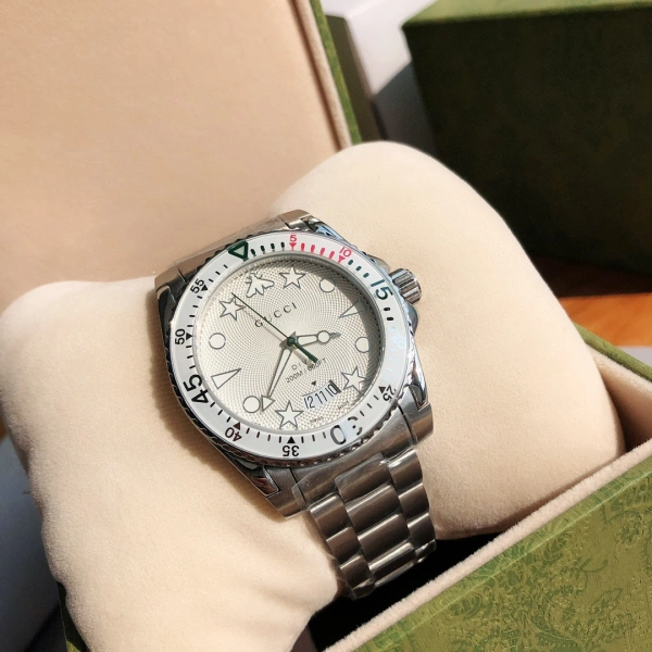 Gucci Dive Chronograph Silver Dial Steel Watch Watches - 15
