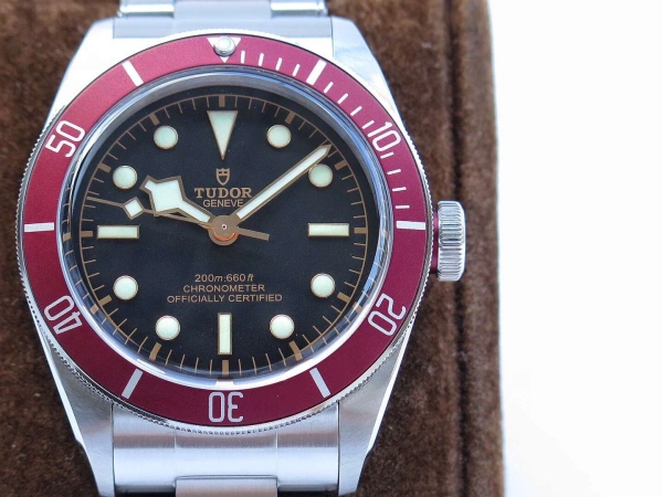 Design Tudor Black Bay Fifty-Eight Blue Bezel Steel Watch Watches - 3