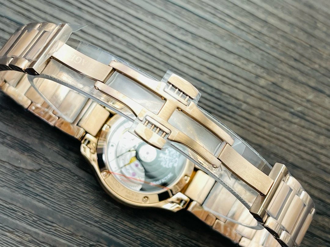 Design Piaget Polo Automatic White Dial Diamond Bezel Two-Tone Steel and Rose Gold Watch Watches - 9