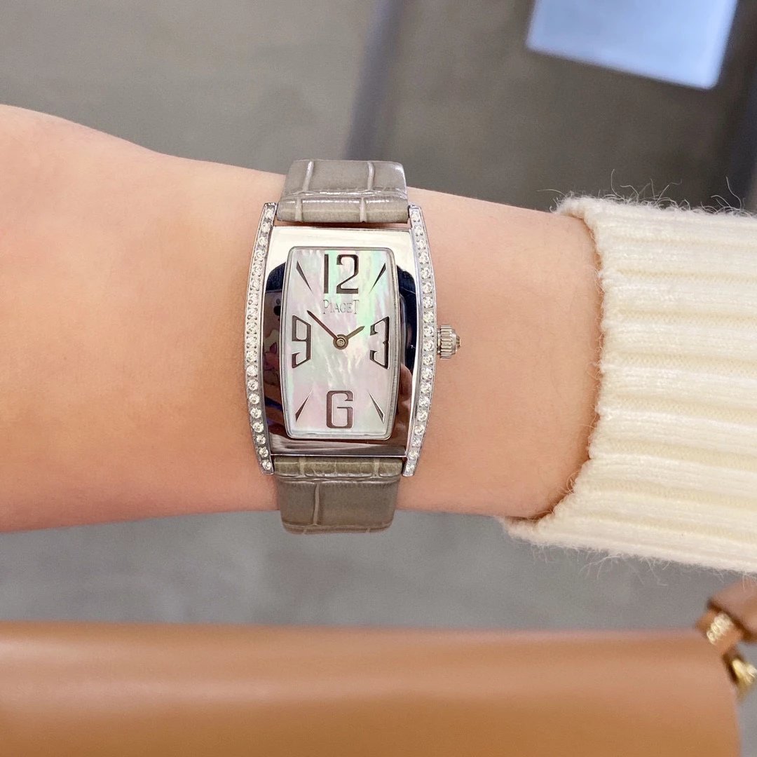 Piaget Tank Gray Leather Diamond Women's Watch