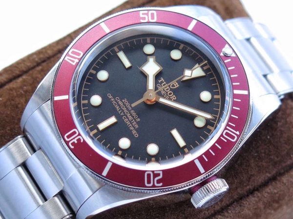 Design Tudor Black Bay Fifty-Eight Blue Bezel Steel Watch Watches - 4