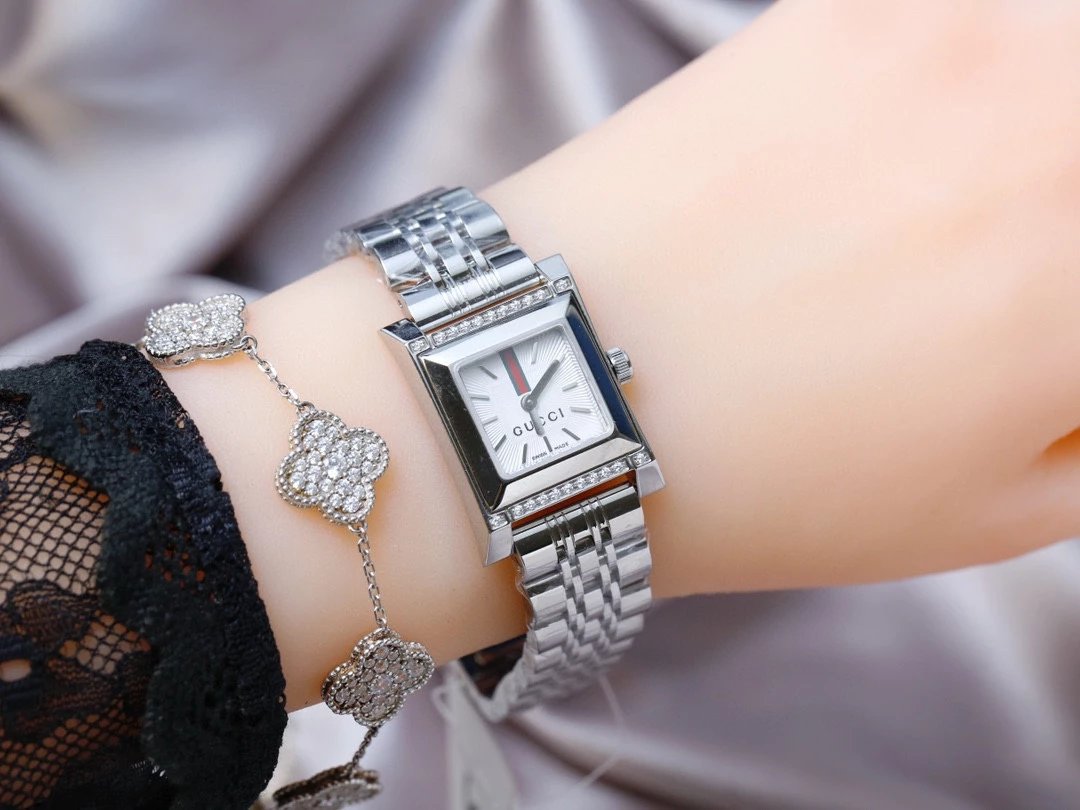 Gucci G-Timeless Square Watch Silver Black Diamond-Encrusted Quartz Watch Watches - 5