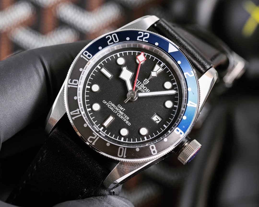 Design Tudor Black Bay GMT Blue and Black Bezel Mechanical Watch Watches - 4