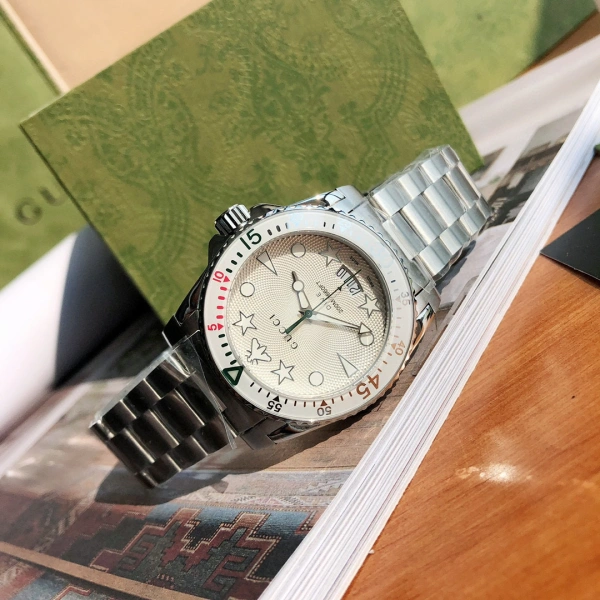 Gucci Dive Chronograph Silver Dial Steel Watch Watches - 19