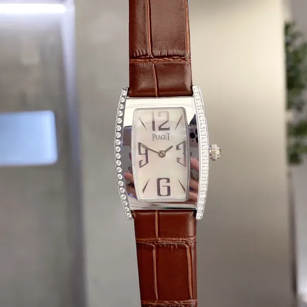 Design Piaget Emperador Coussin Brown Leather Diamond-Set Quartz Watch Watches - 15
