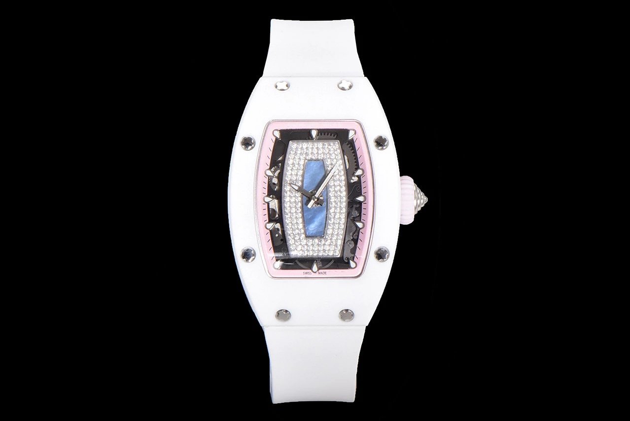 White Diamond Accent