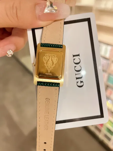 Gucci G-Timeless Mini Black Leather Strap Quartz Watch Watches - 13