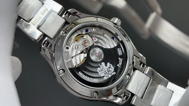 Piaget Watches Stainless Steel Date Watch with Diamond-Set or Brushed Bezel product detail image 24