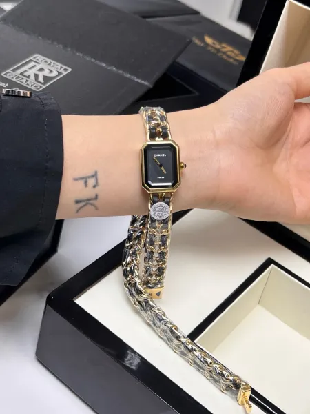 Chanel Première Re-Edition Black and Silver Chain Watch Watches - 34