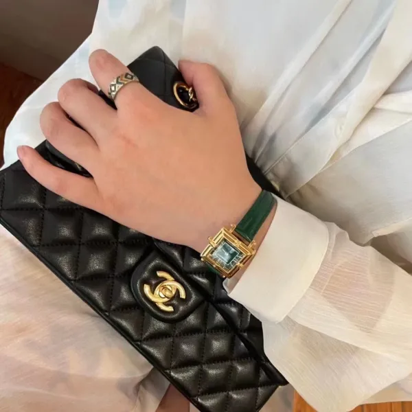 Chanel Première Green Leather Watch with Gold-Tone Case Watches - 6