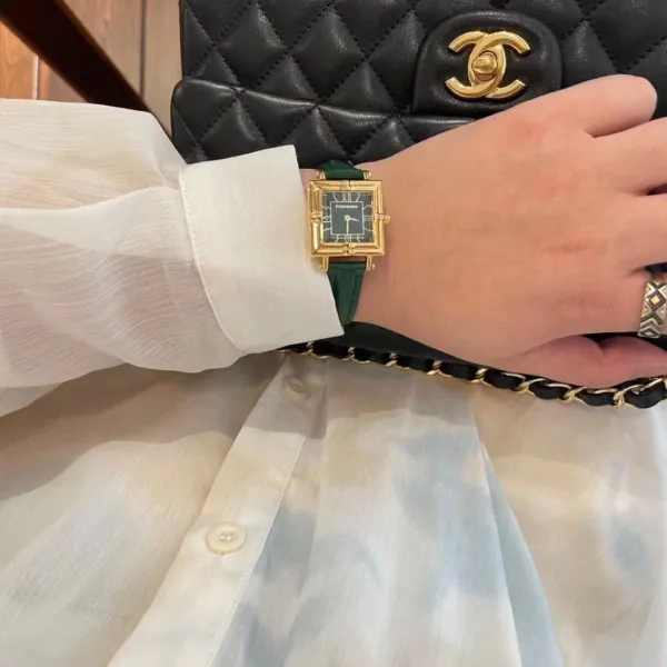 Chanel Première Green Leather Watch with Gold-Tone Case Watches - 2