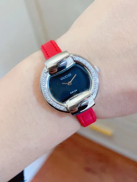 Gucci G-Timeless Mini Diamond-Set Black Dial Red Leather Watch Watches - 19