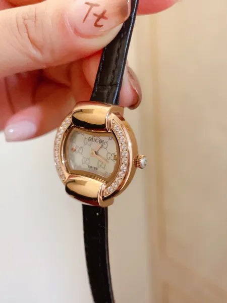Gucci G-Timeless Mini Diamond-Set Black Dial Red Leather Watch Watches - 4