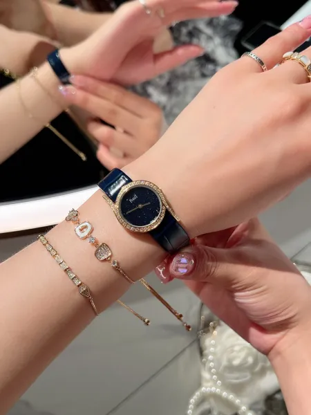 Design Piaget Limelight Gala Rose Gold Diamond-Set Black Leather Watch Watches - 98