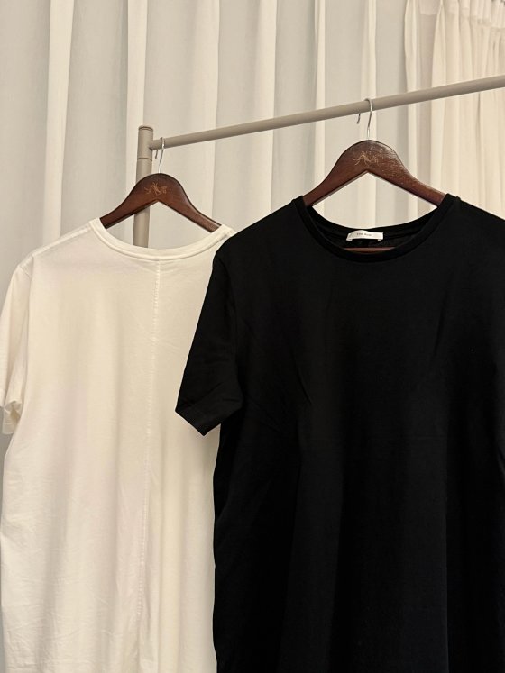 【In Stock】Therow Supima T-shirt Versatile Curved Hem Short Sleeve (Everyday Essential Layer Narrow Triple Stitch Slow Handmade Craftsmanship Imported Coats High Gauge Sewing Thread 🇺🇸Supima Double Yarn 200G Custom Dyed Knit Fabric)