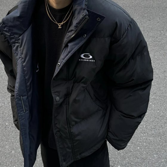 Balenciaga double-sided cotton jacket (made of "copper material" for mold making, woven and dyed dual color fabric, 3M New Snow Li filling, 40000 mold making cost, injection molded zipper)