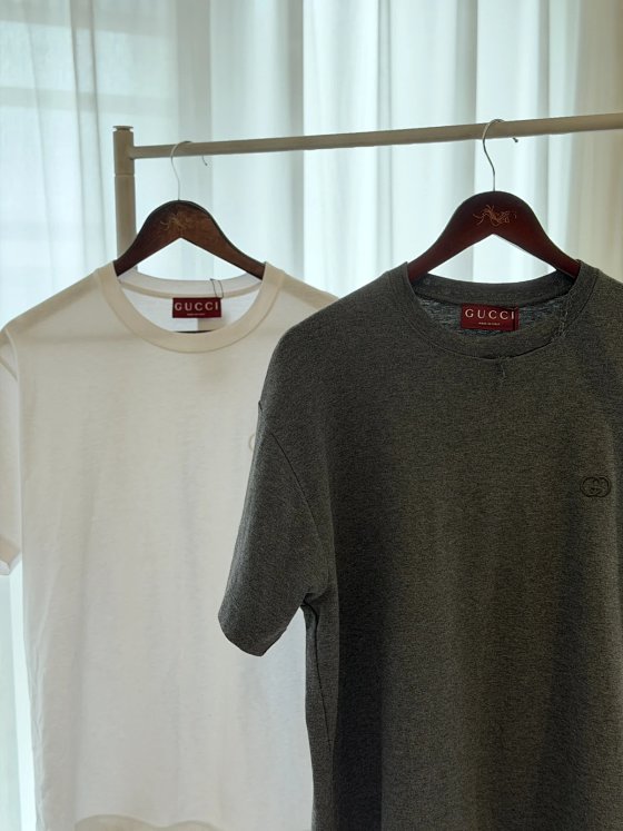 Gucci 26SS Chest Embroidered Small Logo T-Shirt - Versatile Fit, Understated Luxury, Structured Silhouette (Pre-order: Contact Customer Service to Join Fan Group for Restock Notifications)