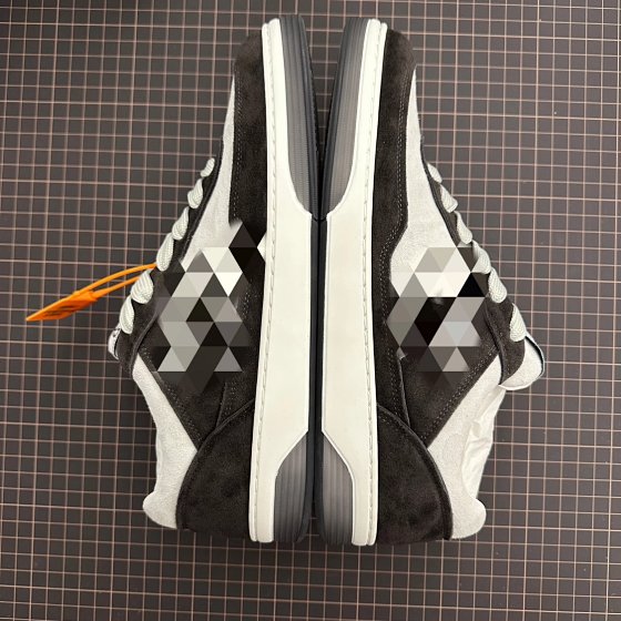 Spot seconds Guangdong made chanel logo board shoes