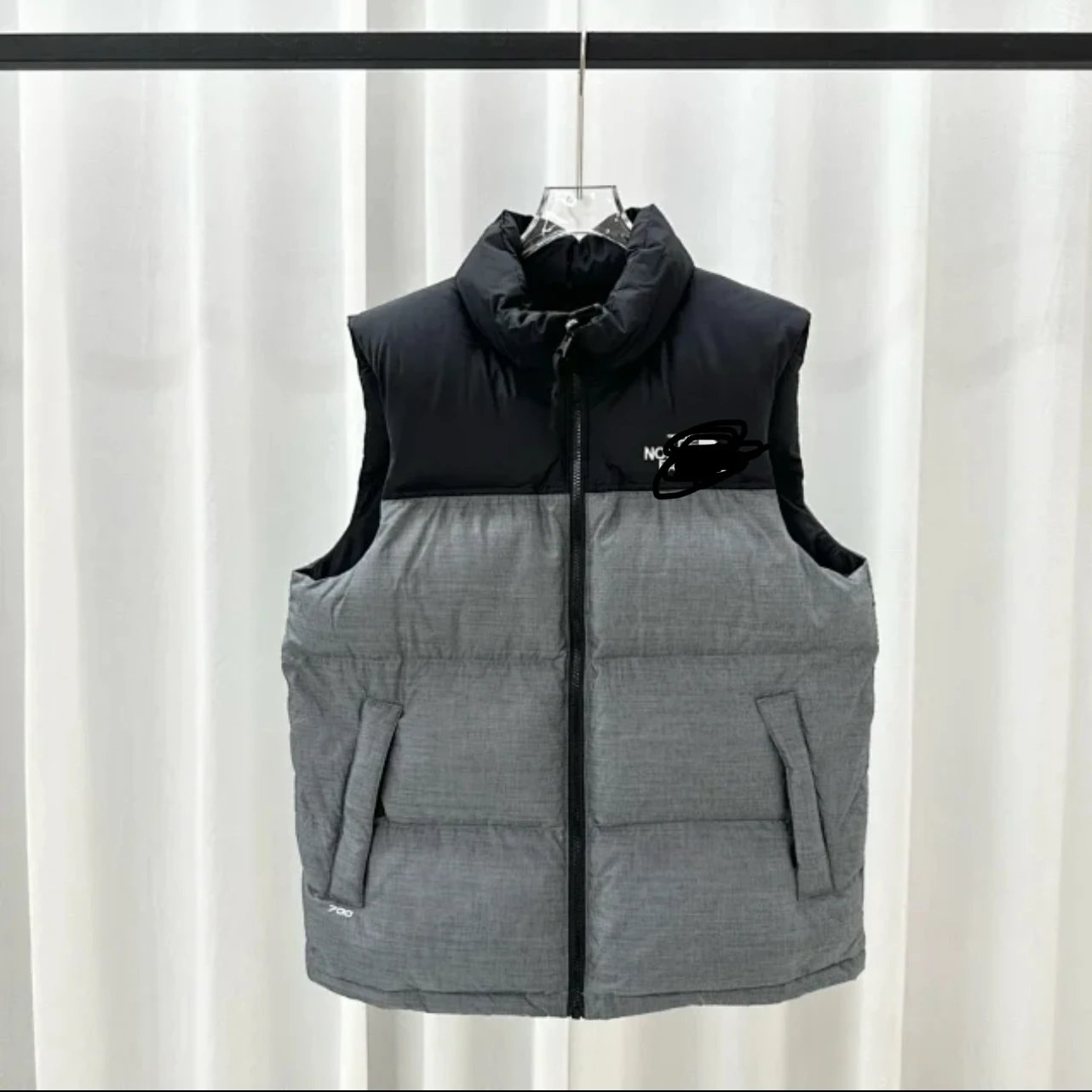 Vest metal gray