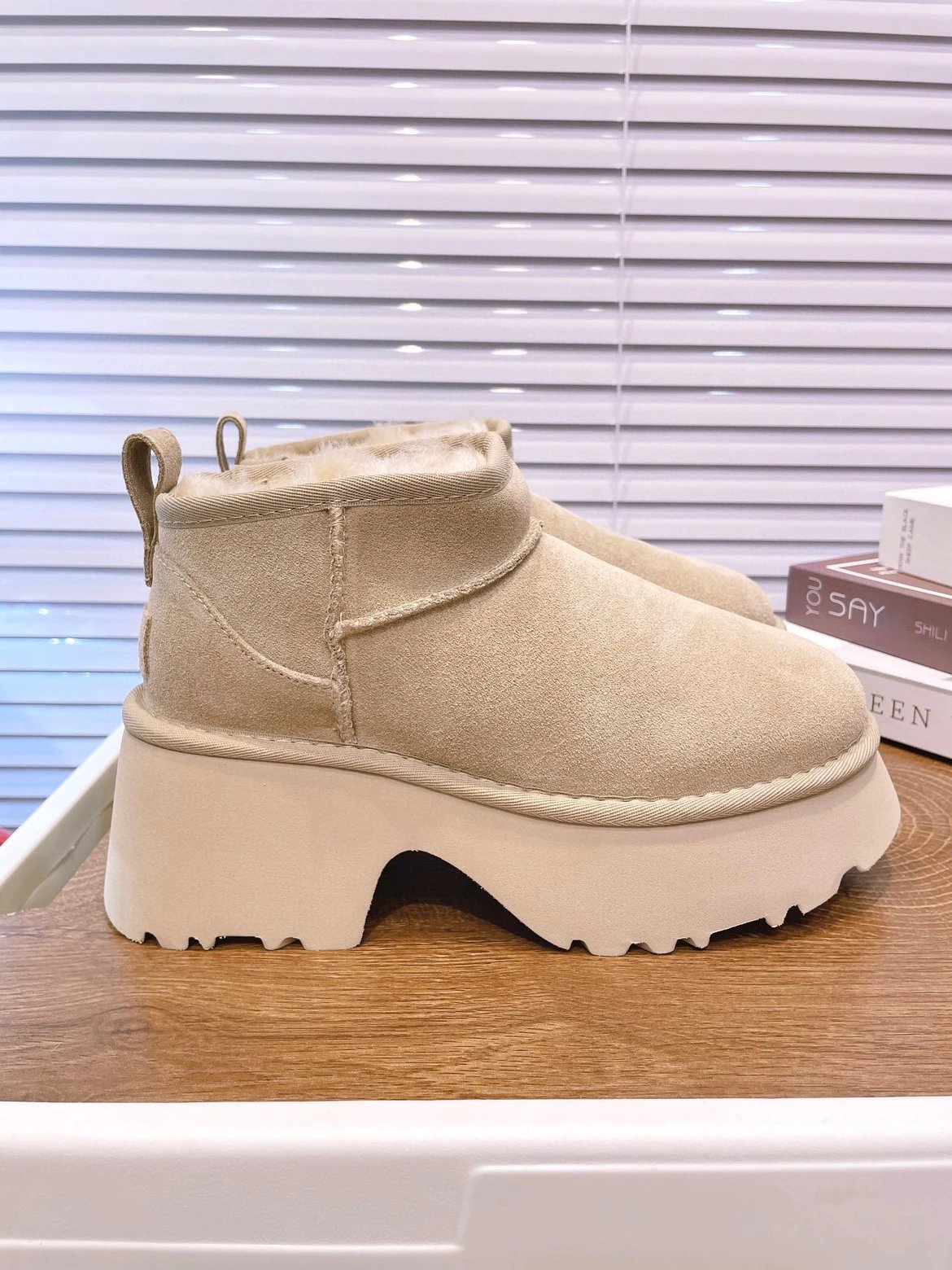 UGG Neumel Platform Chestnut Suede Ankle Boots - 85