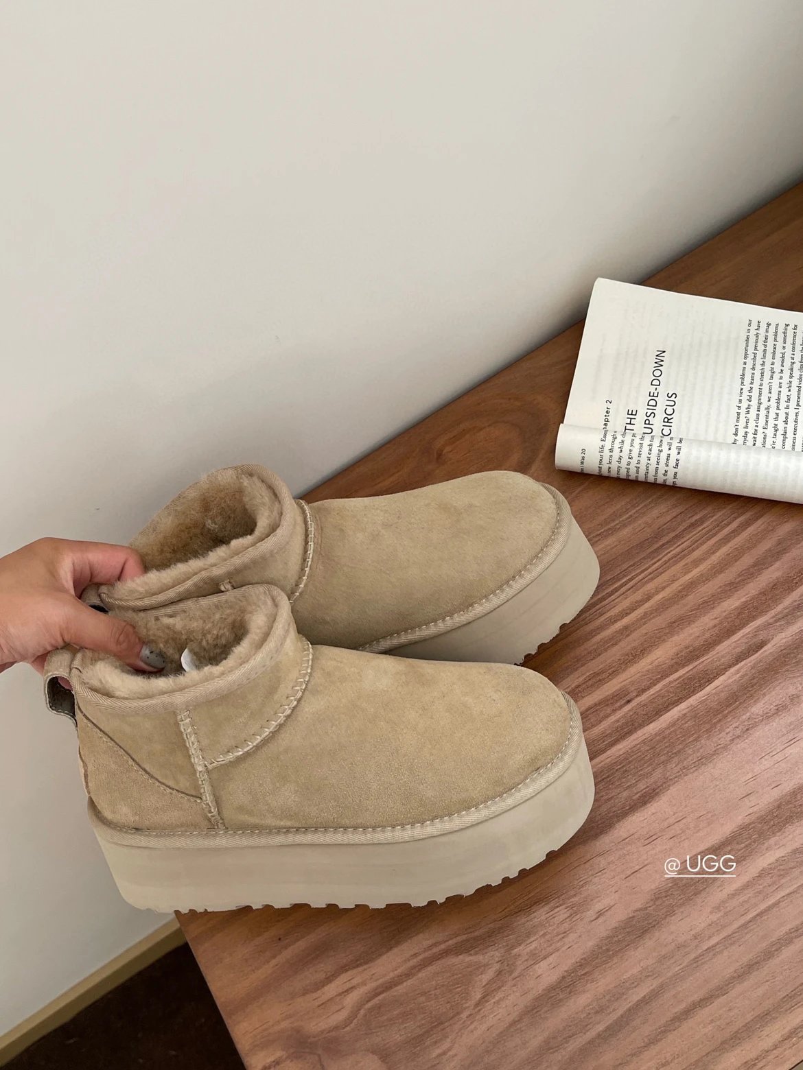 UGG Neumel Platform Chestnut Suede Ankle Boots - 45