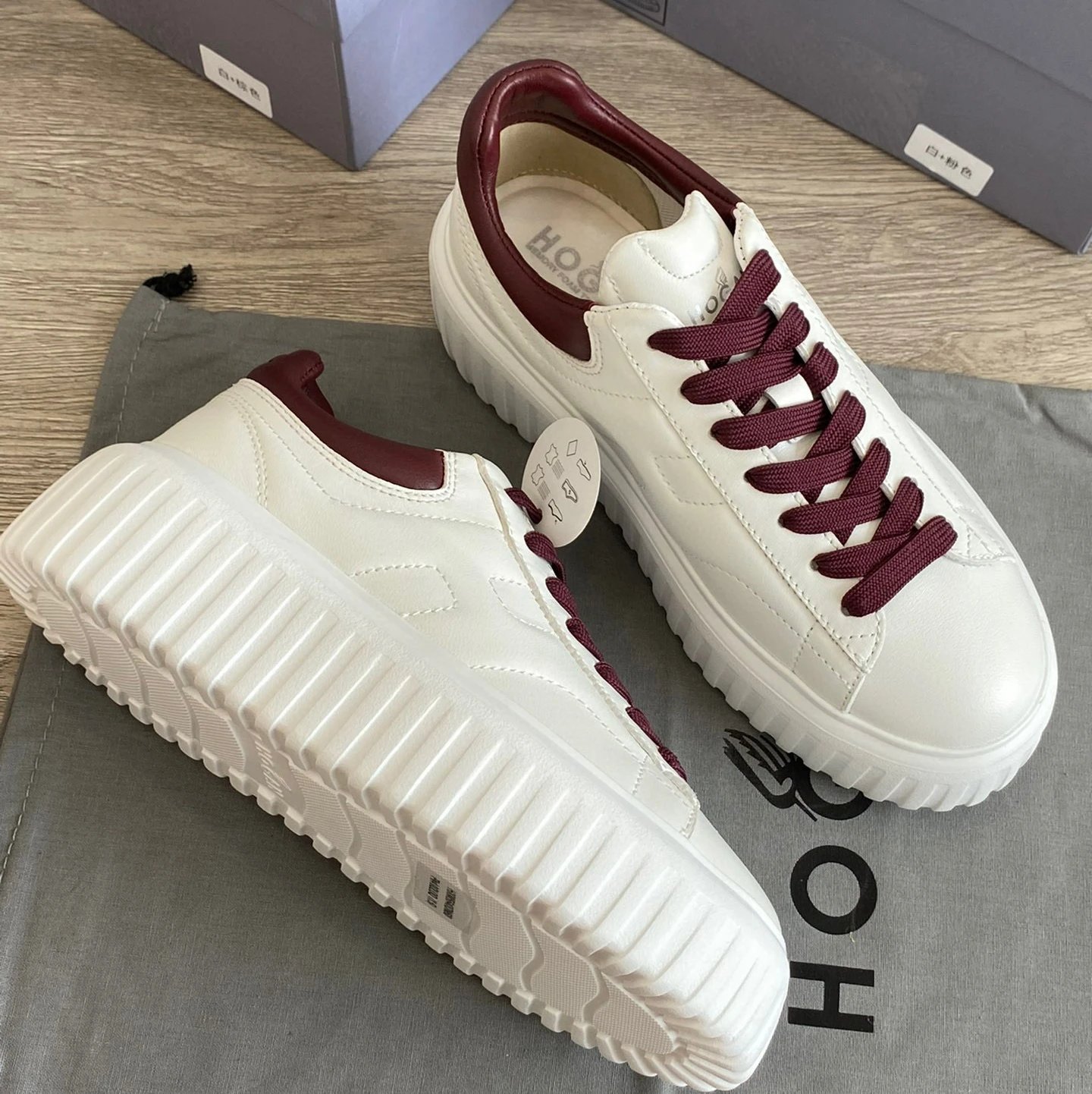 Burgundy Tail