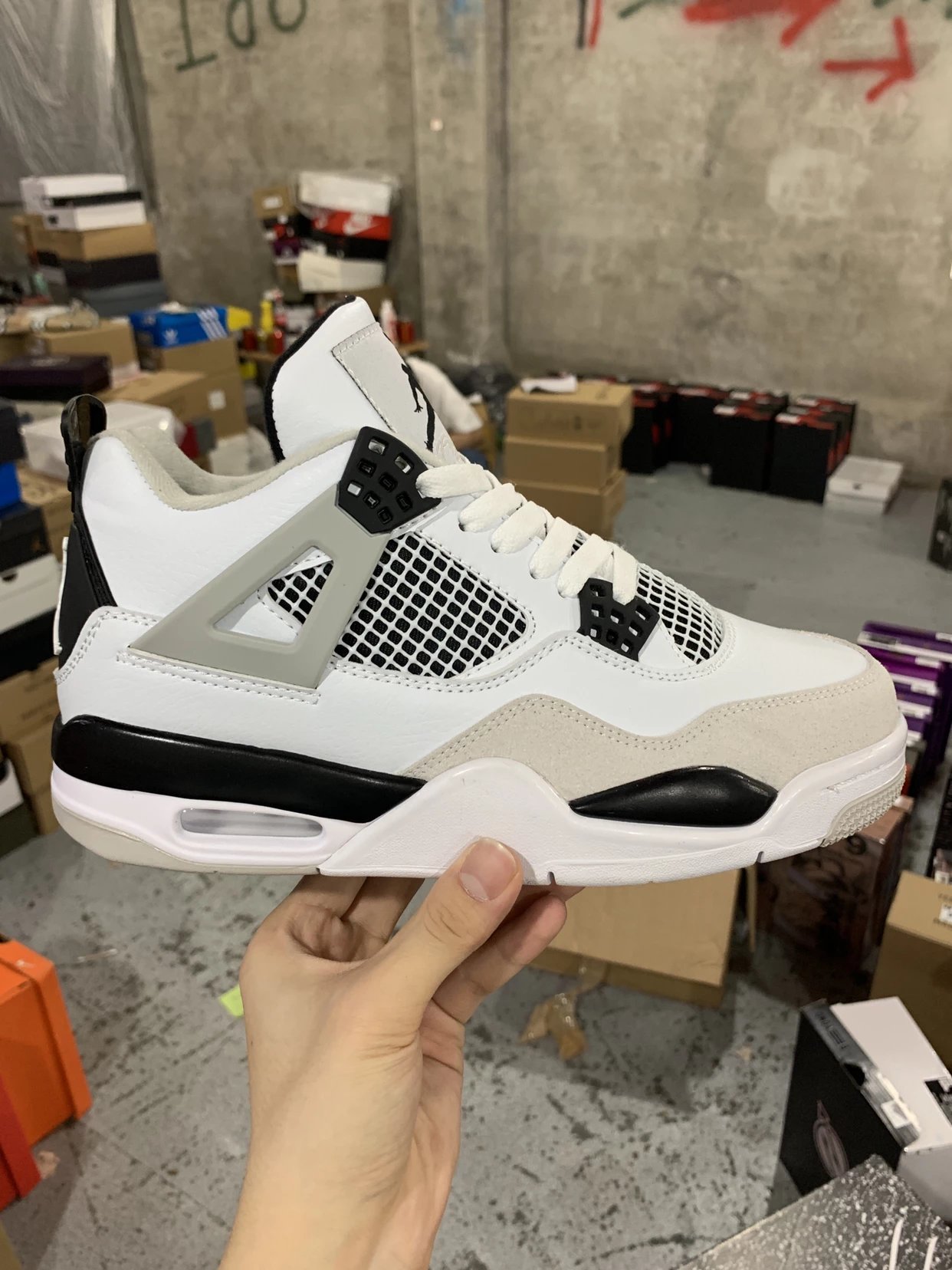 Item Thumbnail for Cost-effective version of Air Jordan 4 Retro "Military Black" gray and white black and small white cement perfect shoe last to create the highest craftsmanship on the market