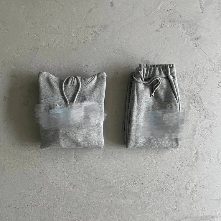 Arched set (blue and white embroidery)