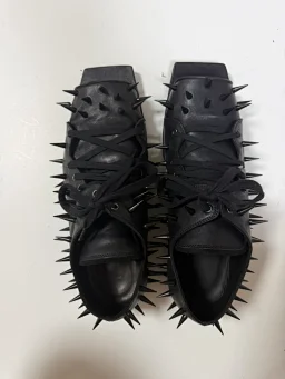 thumbnail for The Old Curiosity Shop Spiked low Hogtoes