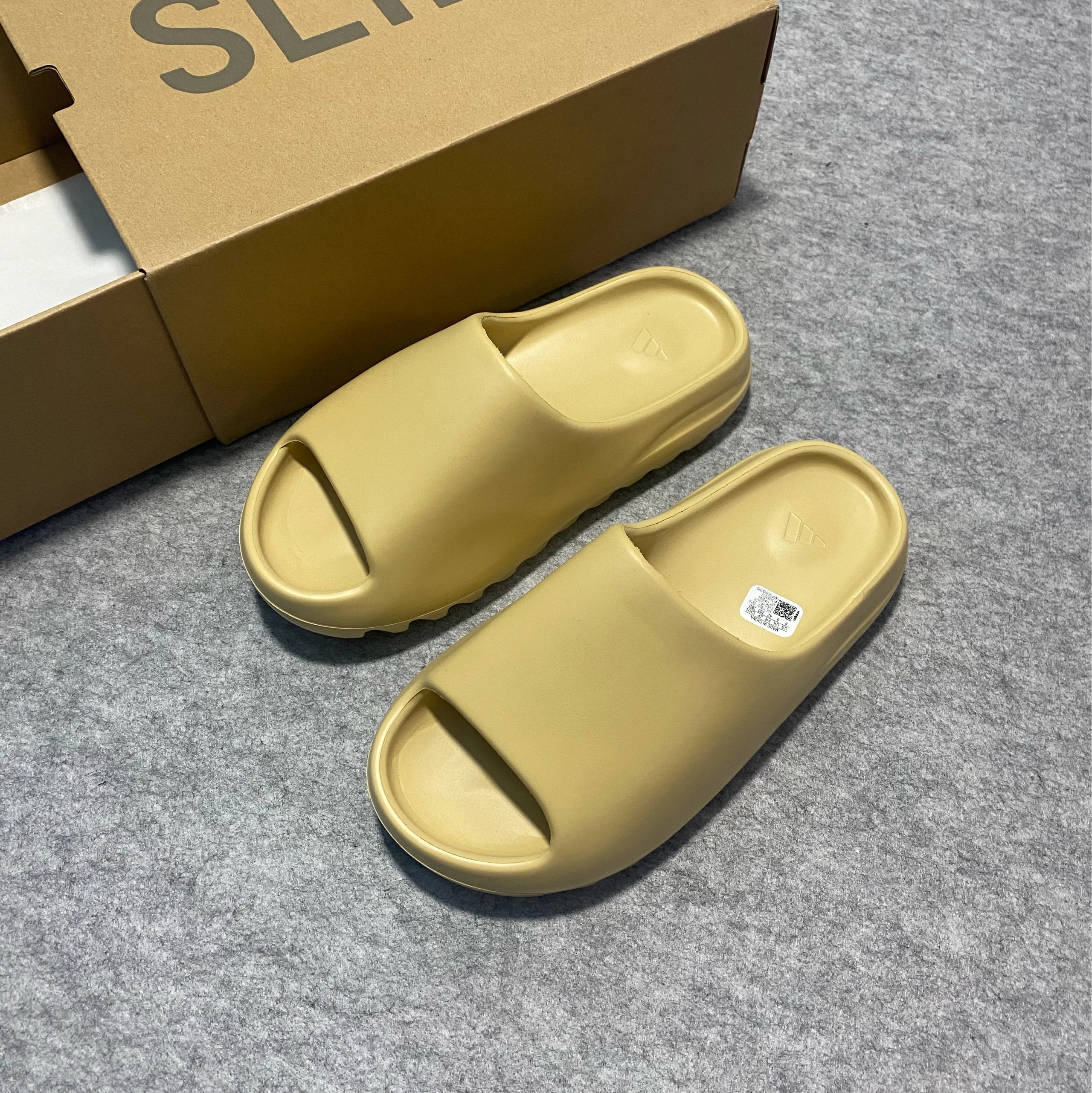 Sand Yellow [Smooth] FW6344