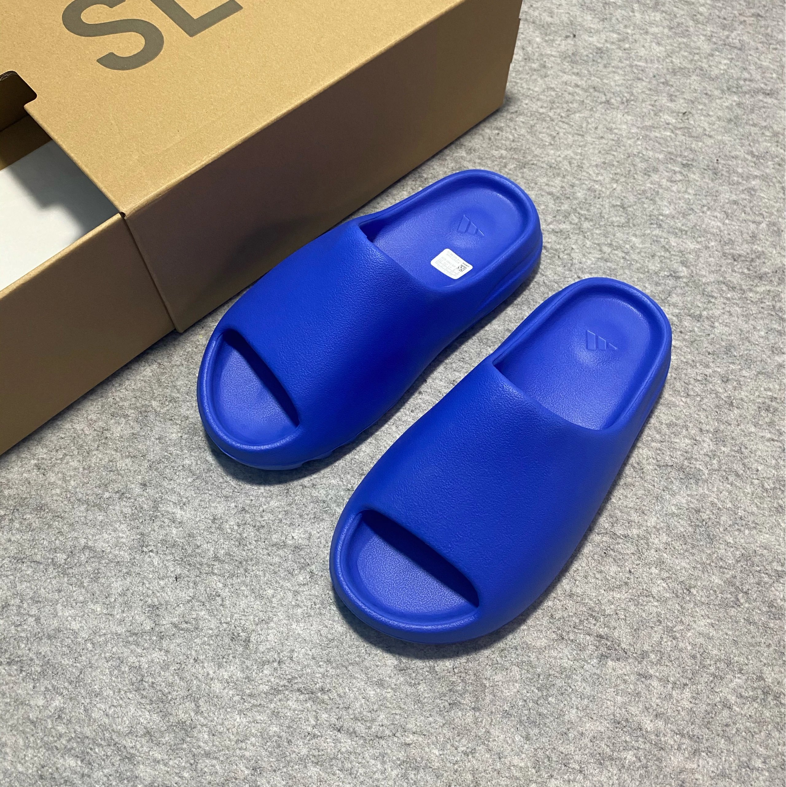 Klein Blue Matte