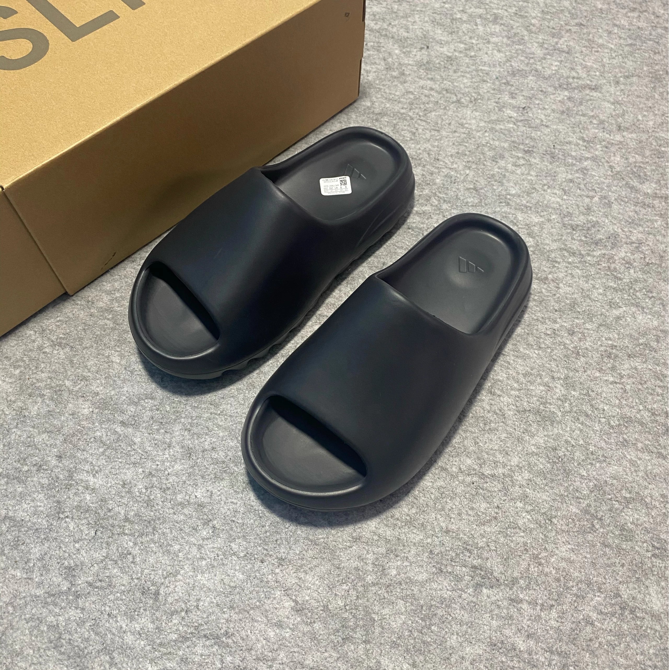 Black [Smooth] FX0495