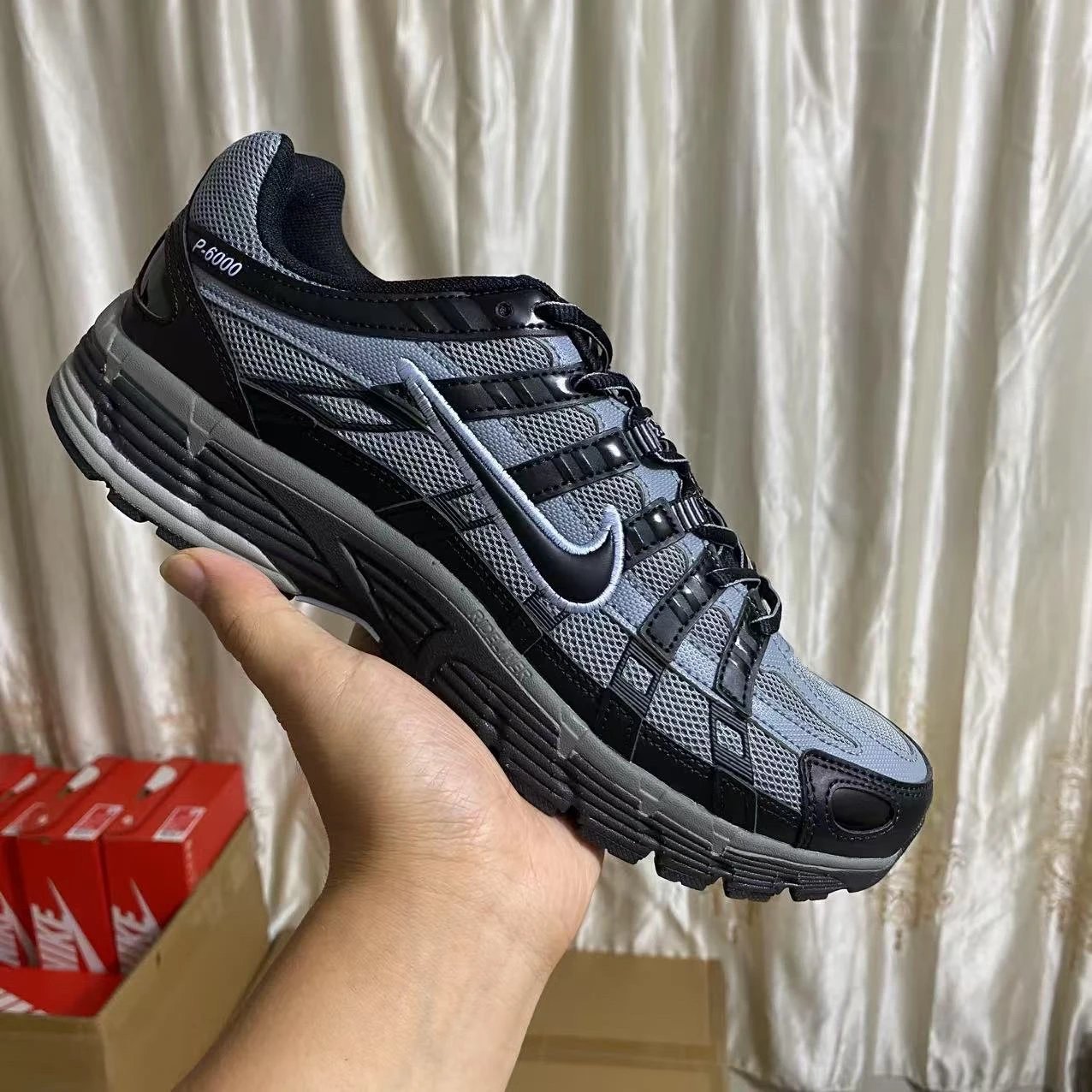 IF6199-003 Black Grey