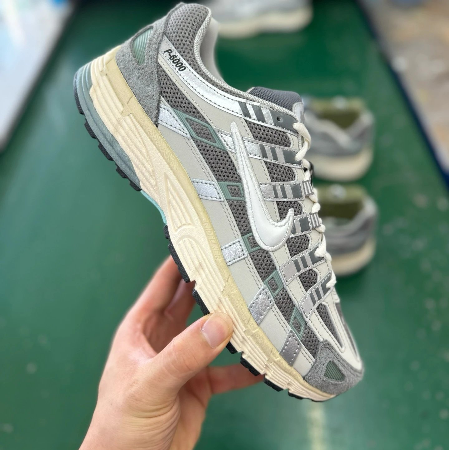 FN7509-029 Grey White Suede