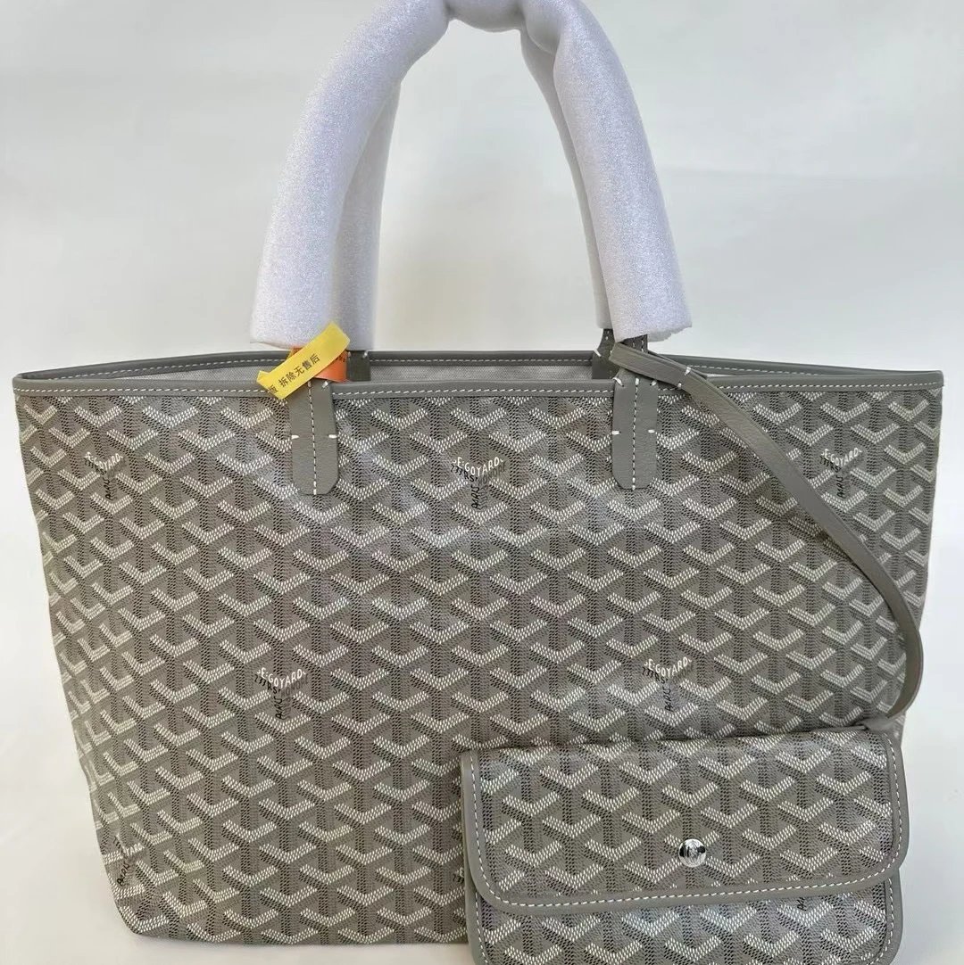 Medium khaki color