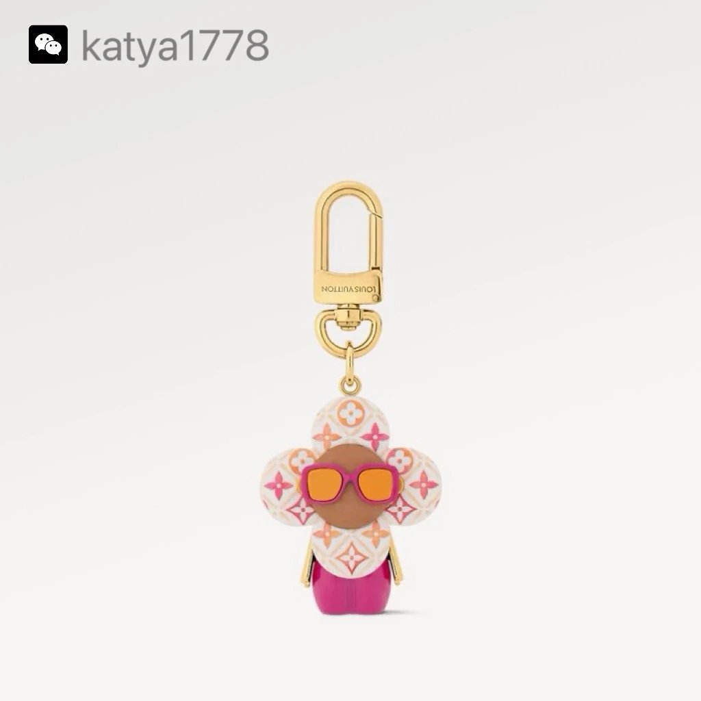 VIVIENNE Bag with Keychain M01958