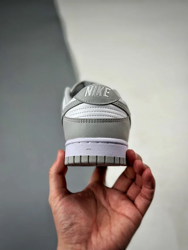 Nike Sneakers Dunk Low Retro product detail image 55