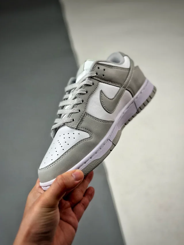 Nike Sneakers Dunk Low Retro product detail image 53