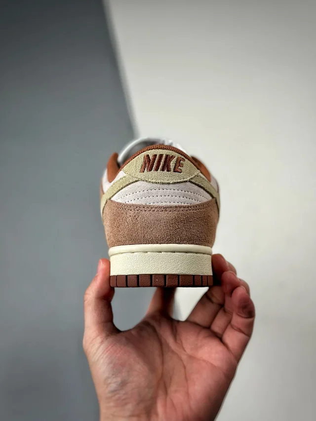 Nike Sneakers Dunk Low Retro product detail image 46